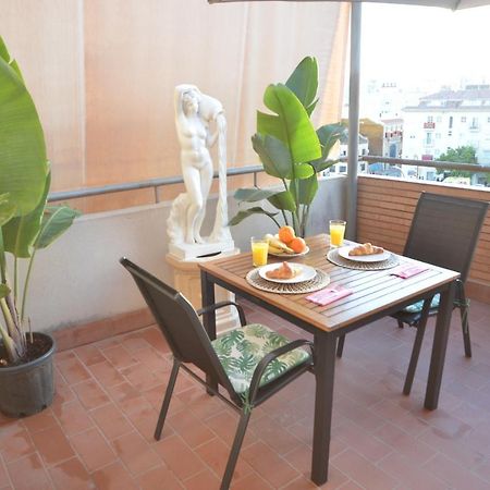 Habitacion Grande Con Terraza Privada, Malaga Centro ภายนอก รูปภาพ