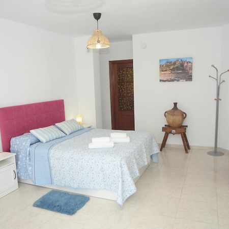 Habitacion Grande Con Terraza Privada, Malaga Centro ภายนอก รูปภาพ