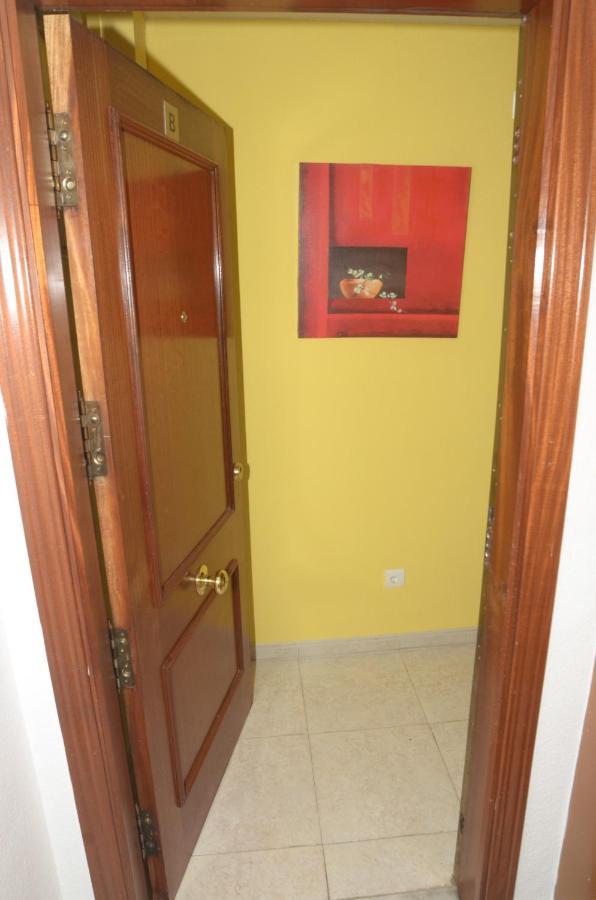 Habitacion Grande Con Terraza Privada, Malaga Centro ภายนอก รูปภาพ
