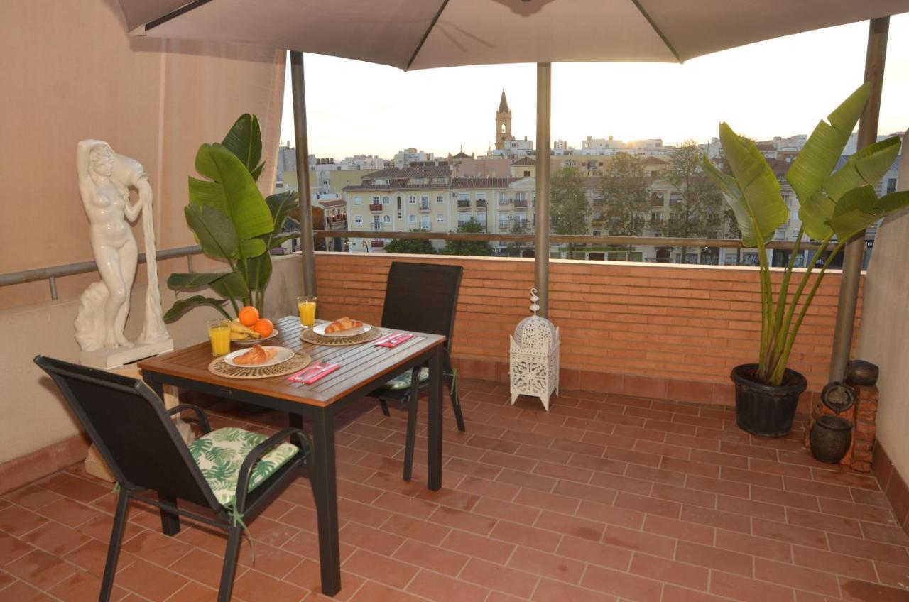 Habitacion Grande Con Terraza Privada, Malaga Centro ภายนอก รูปภาพ