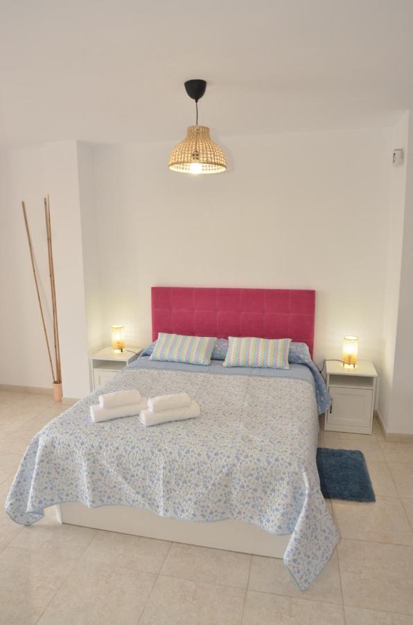 Habitacion Grande Con Terraza Privada, Malaga Centro ภายนอก รูปภาพ