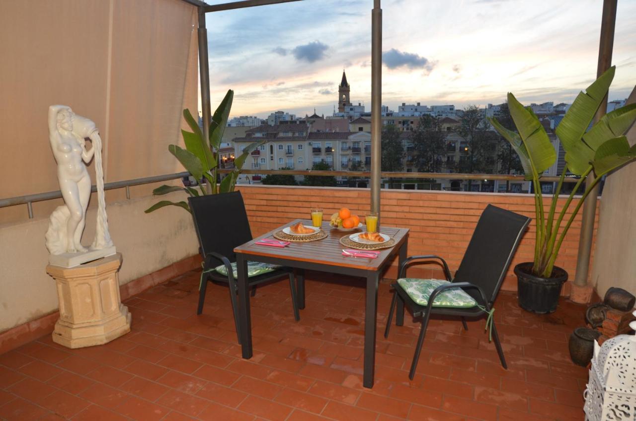 Habitacion Grande Con Terraza Privada, Malaga Centro ภายนอก รูปภาพ