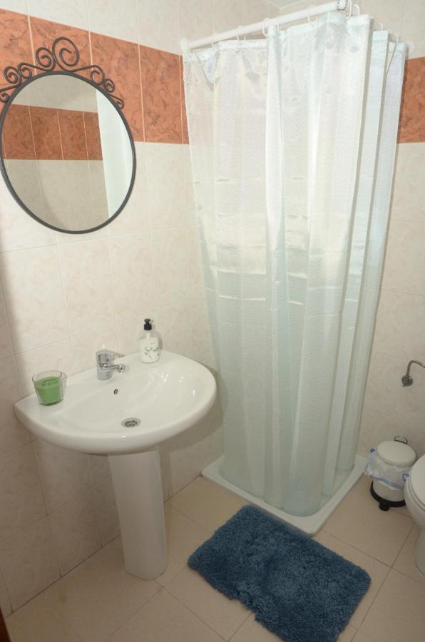Habitacion Grande Con Terraza Privada, Malaga Centro ภายนอก รูปภาพ